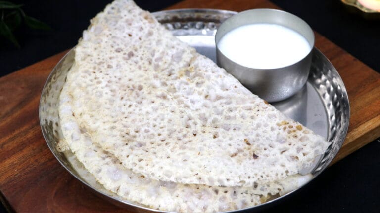 Crispy rice dosa with sweet stuffing