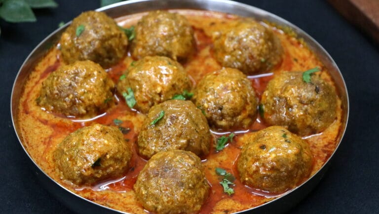 Lauki Kofta Curry | How to make bottle gourd kofta curry