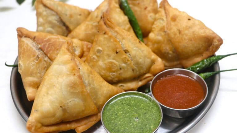 Samosa Recipe | Halwai Style Samosa