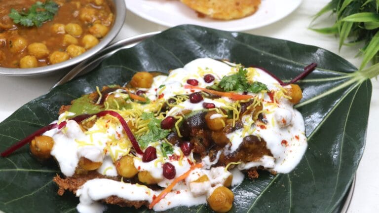 Delhi Style Aloo Tikki Chole Chaat Recipe