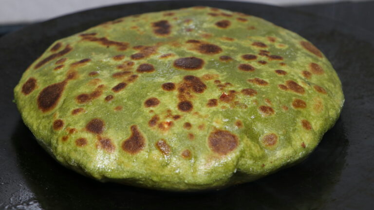 Palak Paneer Cheese Paratha Recipe