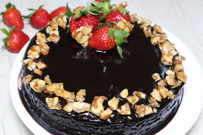 Ragi & Oats Chocolate Cake