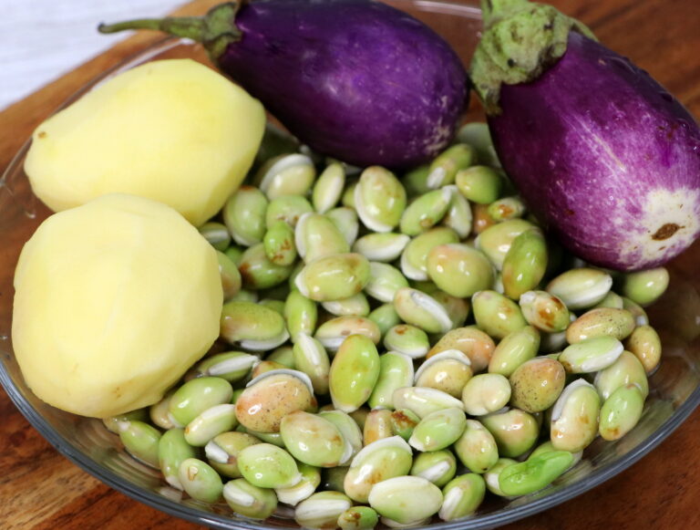 Pavta Aloo Baingan Sabzi